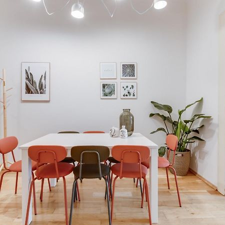 Modern Quiet Apt Next To Wenceslas Square - Vs Praga Exterior foto